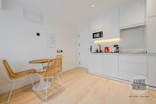 Malasaña a tus pies para 4, descubre San Bernardo 20 E3, Madrid (fotografie 6)