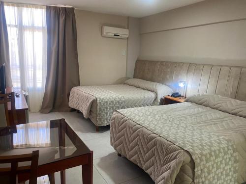 豪生罗萨里奥霍华德约翰逊酒店