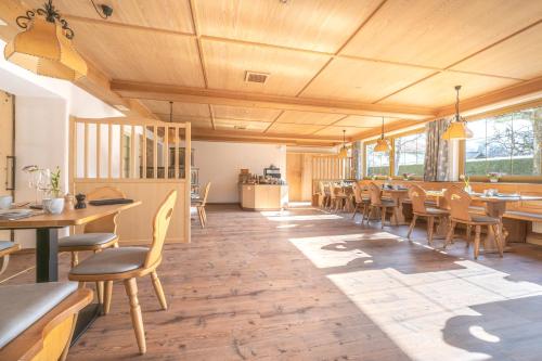 طعام و مشروبات, Pension BergMoment Ferienwohnungen oder Zimmer mit Frühstück (Pension BergMoment Ferienwohnungen oder Zimmer mit Fruhstuck) in Lenggries