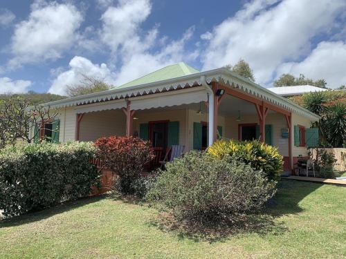 Villa Creole with Pool in Hyacinthe