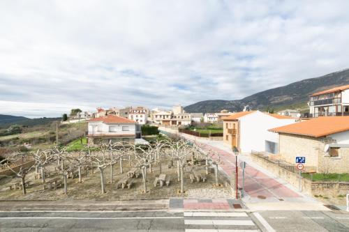 Skats, Yesa by Clabao in Jesa