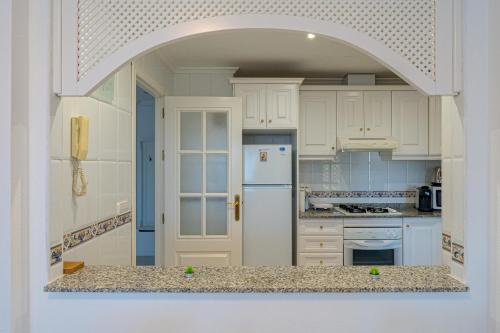 Cocina, Casa Monica in Castillo de Don Juan