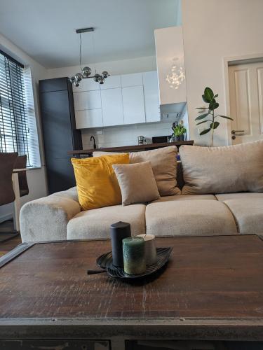 Spacious 2-Bedroom Apartment Near City Center, Berlino (foto 4)