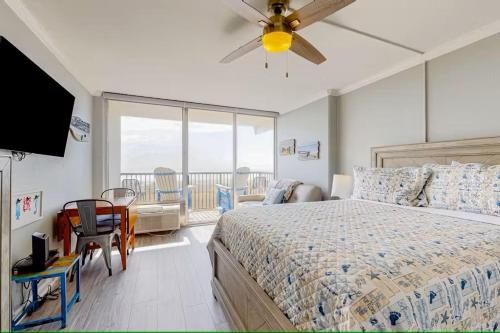Islander East Condominiums Room Type - Studio with Ocean View