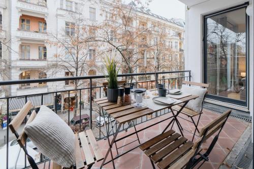 Luxurious 105m2 Penthouse in Prime Location 4 Bedroms & Balcony, Berlin (Foto 5)