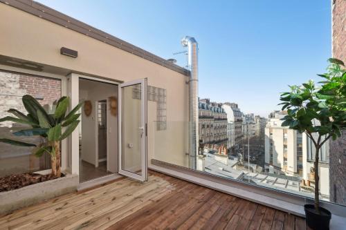 A Rooftop in Paris, Paris (photo 6)