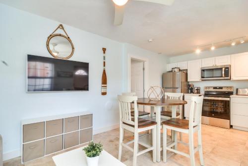Apartment with Easy Access to Indian Rocks Beach!, Clearwater Beach (Foto 6)