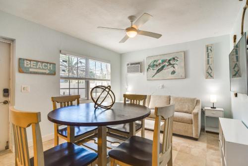 Apartment with Easy Access to Indian Rocks Beach!, Clearwater Beach (Foto 9)