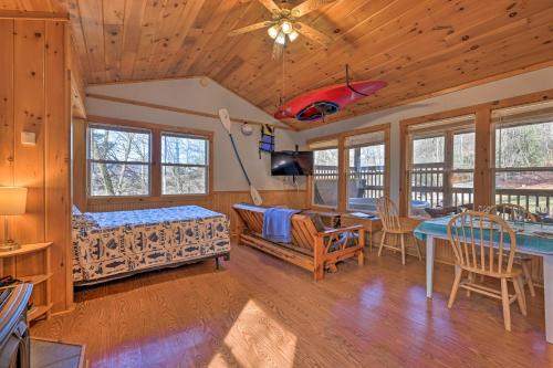 Nantahala Gorge Cabin with Hot Tub - 7 Mi to Tsali! - image 6