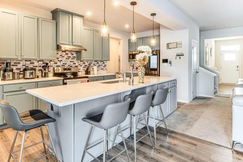 15 Mi to Dtwn Indianapolis Family-Friendly Home! in إيفون - إنديانا