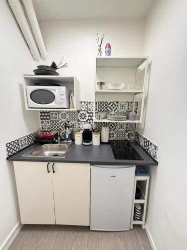 Cocon Marseillais, Centre-ville, Vieux-port - Rue Paradis, Renove, Climatise, 2pers - Marseille