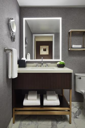 Double Room with Two Double Beds - Club Access room in Grand Hyatt Washington