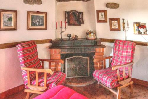 House with one bedroom in Porto de Mos with wonderful mountain view shared pool furnished terrace 30 km from the beach - image 12