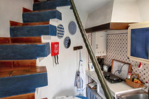 House with one bedroom in Porto de Mos with wonderful mountain view shared pool furnished terrace 30 km from the beach - image 5