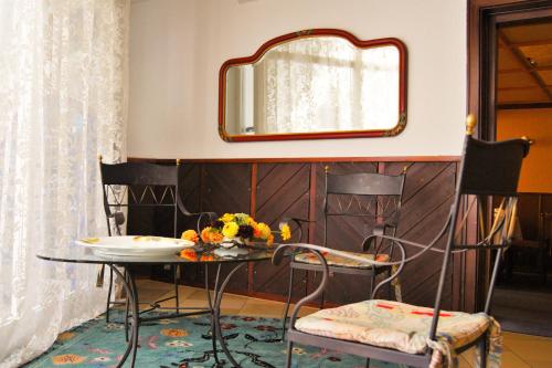 Hotel Gasthof Kreuz - image 5