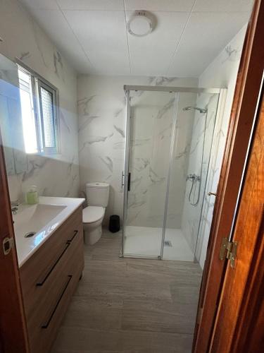 Shower, Villa de hermanos in Urueña