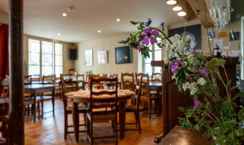 Restoran, Le Rockastel in Le Caylar