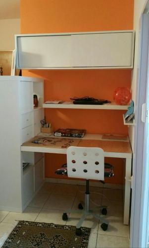 Pleasant apartment close to city center in Prague 13