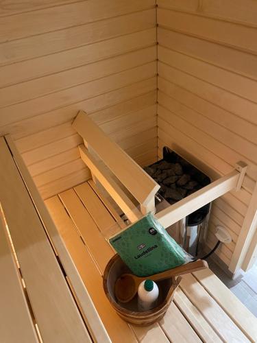 Penthouse Sauna Myyrmanni in Вантаа