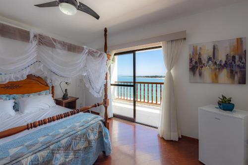 Marambaia Mar near Grumari Beach