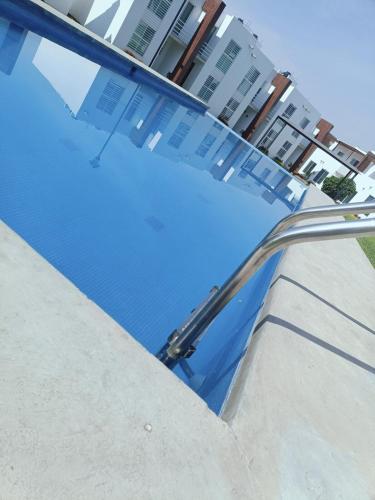 حديقة, Excelente Casa Familiar con Alberca in Lomas de Jiutepec