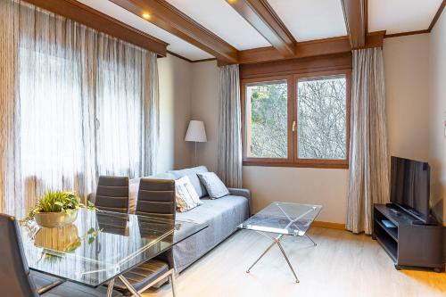 设施服务, Escapada Natural con Parking, Vistas y Jardin in 桑特朱莉娅德洛里亚