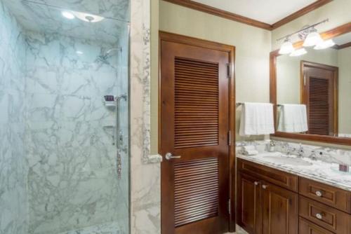 The Ritz-Carlton Aspen Highlands - Premier 3 Bedroom Ski view - image 6
