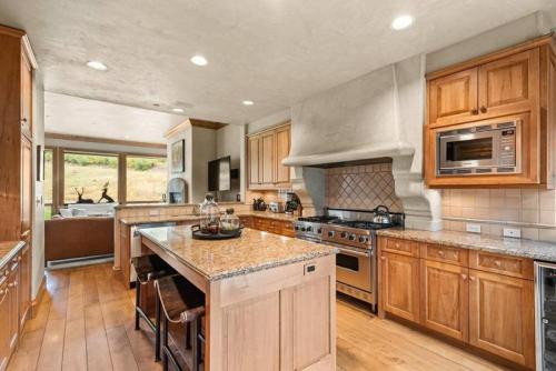 Snowmass_Owl_Creek_9904 - image 9