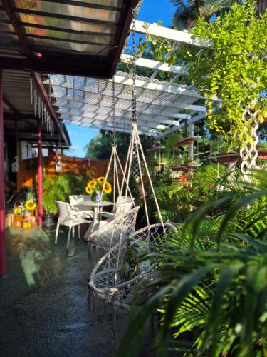 Sun and Shade Apartment in Santa Cruz