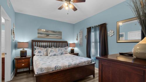 Laketown Wharf 613! Ocean View 1 BD 2 bath And Amazing Amenities! - image 31