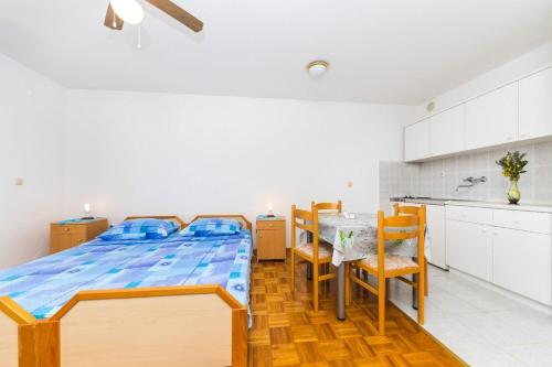 Apartments Ivan - image 7