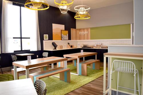 طعام و مشروبات, Spark by Hilton Albuquerque North I-25 in ضواحي البوكيرك الشمالية