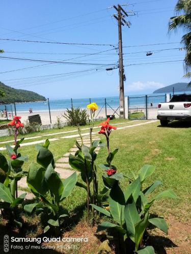 Casa Pé na Areia na praia da Enseada em Ubatuba – khách sạn tại Praia da Enseada