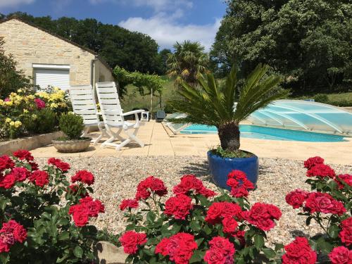 Maison Sèrra 4 étoiles avec piscine privée, dépendance gîte à louer Le Vigan