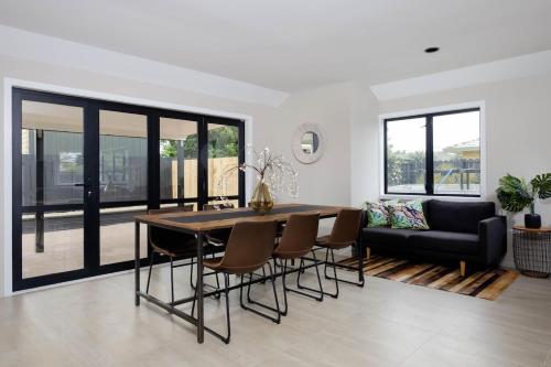 Mt Maunganui White House – khách sạn tại Biển Papamoa