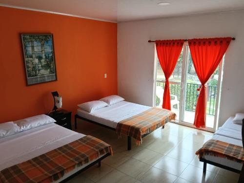 2 double beds, 1 twin bed