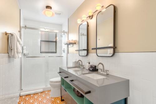 South Beach Plaza Hotel