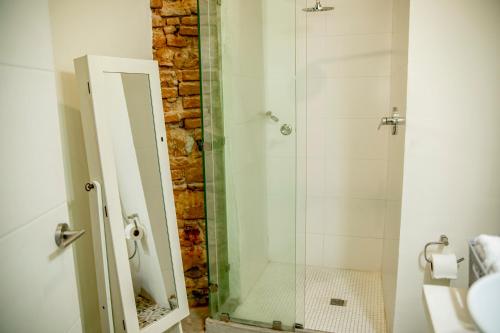 One-Bedroom Apartment image 10