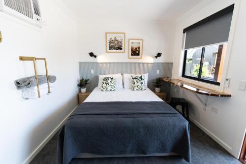 Queensland Hotel in กูนดิวินดิ