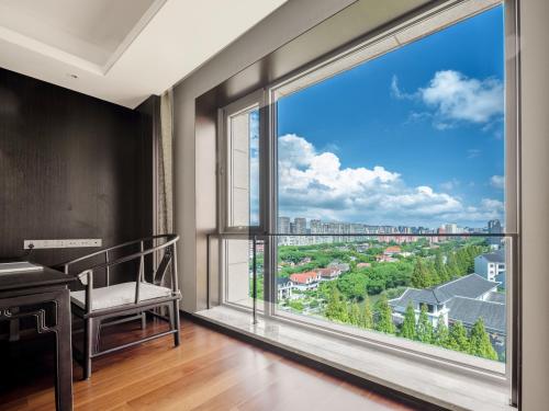 View, Ningbo Xinzhi Hotel in Haishu Commercial District