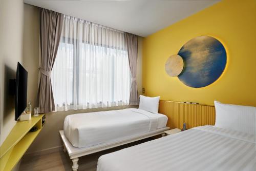 room detail thumbnail 1