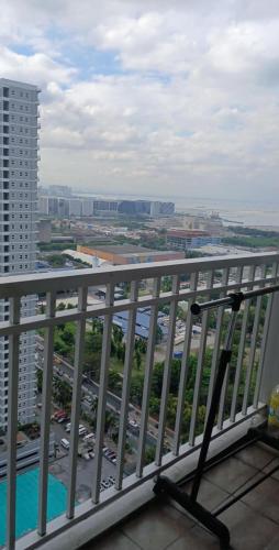 Staycation at a Breeze 01, Manila