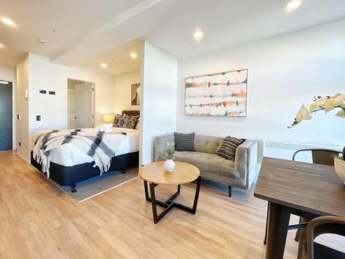 Chic & Comfy 1 Bed Studio vs Gym Pool & Sauna In CBD Near Skytower, Auckland