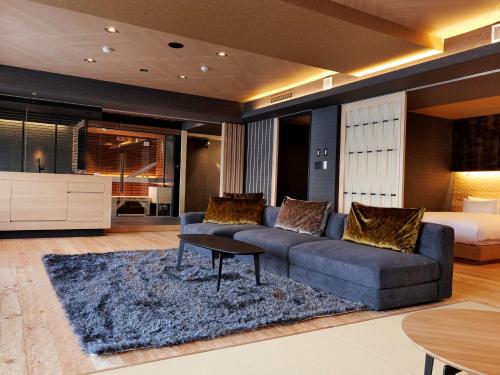 Suite Room with Sauna -Lake View-Wings BLD - Non-Smoking - Buffet Breakfast + Buffet Dinner Included