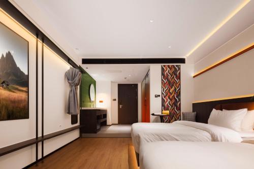 Merica Hotel-ChongQing jiefangbei in Chongqing