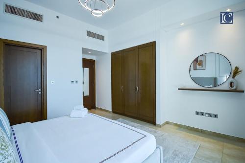 Exclusive 2BR Home Marina Residence 4, The Palm, Dubai (photo 9)
