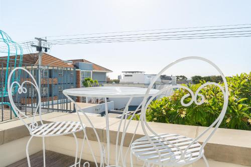 Light & Airy 3 Bedroom Green Point Family Home - image 8