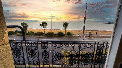 Surrounding environment, Carlton Hotel in Weymouth