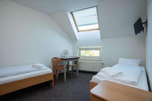 Quadruple Room with Private Bathroom