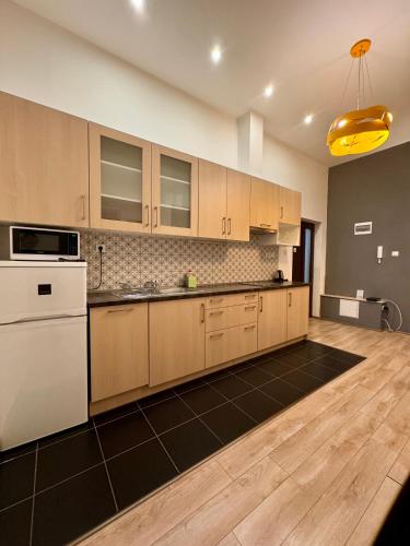 Superior Apartment image 9